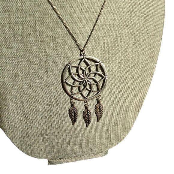Southwestern Dreamcatcher Silver-tone Long Statement Necklace (NWOT) - Picture 8 of 8